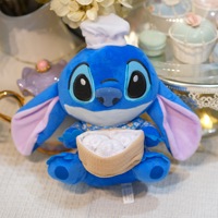 En gros, pendentifs Stitch en peluche courte et douce, poupées extraterrestres en peluche courte et douce, breloques décoratives pour sacs, pour tenues variées, petits cadeaux d'anniversaire et de fêtes