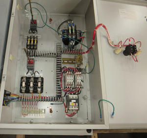 ไดรฟ์ปรับความเร็ว Graham 6000H11 รุ่นใหม่ ของแท้ พร้อมส่ง VLT 6008 <span class=keywords><strong>3</strong></span> เฟส 460V 50-60HZ ระบบอัตโนมัติอุตสาหกรรม PLC&PAC-คุ้มค่าที่สุด - Product Image 2