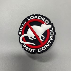 Écussons en caoutchouc PVC perforé personnalisés avec logo 3D en silicone souple gaufré à chaud pour chapeaux de golf, étiquettes thermocollantes et Velcro - Product Image 3