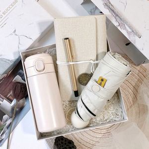 Boîtes cadeaux personnalisées à prix compétitif, cadeaux de remerciement uniques, cadeaux de mariage, souvenirs de luxe pour les invités - Product Image 2