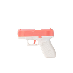 Pistola de agua manual de fuego continuo de plástico, juguete de verano para niños para la playa. - Product Image 5
