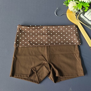 Pantaloncini Yoga a Vita Alta con Stampa a Pois e Righe da Donna, Contenitivi e Elasticizzati, con Vita Pieghevole, Ideali per Allenamento e Ciclismo - Product Image 5