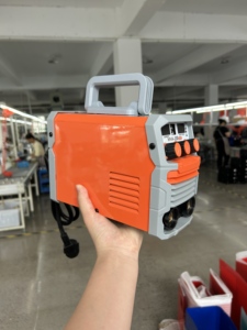 Machine à souder portable populaire personnalisée par le fabricant, directement de l'usine, soudeuse à <span class=keywords><strong>arc</strong></span> à carte unique AC220V/110V pour usage domestique - Product Image 1