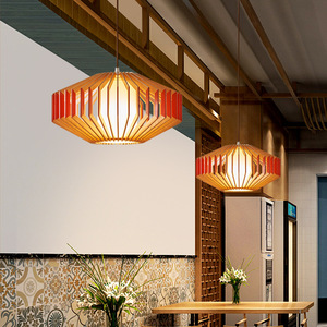 Lampe suspendue carrée en bois massif E27 LED pour salon de thé, restaurant, hôtel, éclairage d'entrée - Product Image 1