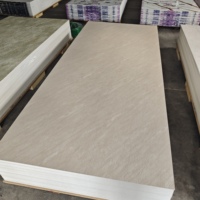 Panneau mural en feuille de marbre PVC imperméable aux UV