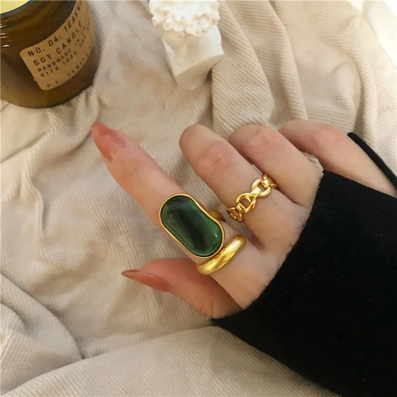 Europese Mode Vintage Vrouwen Vinger Ring Antiek Verguld Franse Stijl Smaragd Edelsteen Ring Voor Vrouwen Feest Meisjes Nieuwjaar 2024