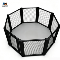 Cage d'octogone de MMA professionnelle à 8 côtés, structure en acier avec maille à maillons et rails rembourrés pour l'entraînement en salle de sport de MMA