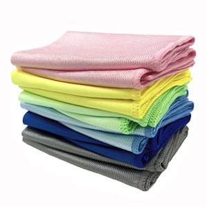 ผ้าไมโครไฟเบอร์ทรงสี่เหลี่ยมขนาด 30x30 ซม. ยี่ห้อ DEFU ผ้าเช็ดทำความสะอาดอเนกประสงค์ ซับน้ำได้ดี ใช้สำหรับเช็ดจาน ล้างรถ ทำความสะอาดคราบฝุ่นในครัว เป็นมิตรต่อสิ่งแวดล้อม มีสีสันให้เลือก - Product Image 1