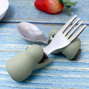 环保可爱动物树懒熊猫造型定制标志食品级硅胶婴儿勺子和叉子套装儿童批发价格 - Product Image 2