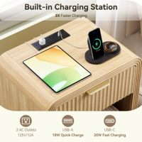 Table de chevet incurvée et cannelée Combohome, moderne, avec station de charge intégrée, poignée et étagère de rangement ouverte, haute qualité