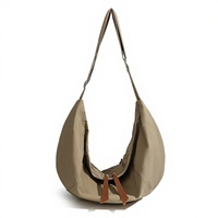 Sac fourre-tout bandoulière en nylon grande capacité style décontracté avec fermeture éclair, léger et tendance, doublure en polyester cousue