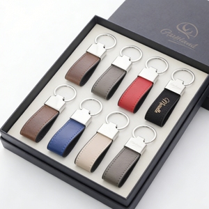 Llavero de cuero y metal Mingou personalizado al por mayor, duradero, con logotipo de marca de <span class=keywords><strong>coche</strong></span>, grabable con láser - Product Image 3