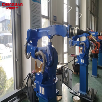Brazo de robot YASKAWA flexible y de bajo precio con máquina de soldadura RD500S y soplete de soldadura Mig para un potente robot de soldadura por arco
