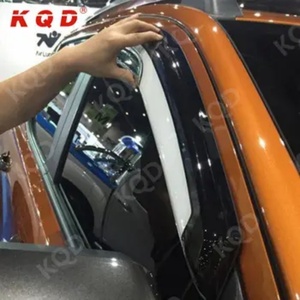 Nouvel accessoire extérieur automobile design noir, pare-pluie et pare-soleil pour vitres et portes de voiture, compatible Toyota INNOVA - Product Image 2