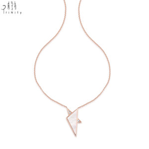 Latest Products Wholesale Shiny Natural Diamonds Necklace Jewelry 18K Solid Rose Gold White Mother-of-Pearl Pendant Necklace - Product Image 4