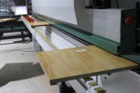 Chine Cnc Bois Kdt Edge Bander Mdf Board Making Machine Machine à plaquer les bords du bois pour la fabrication d'armoires