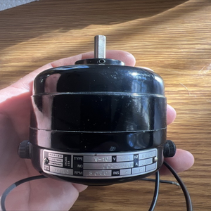 Plc Bodine V-10 V115 Hz 60/oc A.31 (002ak060) Petit modèle adapté pour 5000 tr/min A/C Professionnel - Product Image 1