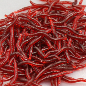 Señuelo de pesca de silicona roja de 4 cm, imitación de lombriz artificial, para peces de agua dulce. - Product Image 1