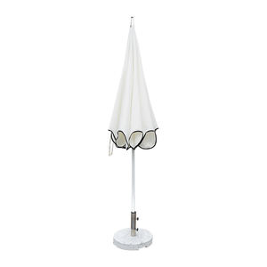 Parasol de plage pagode pointu de luxe avec bord festonné, tissu UV 50+ pour les stations balnéaires haut de gamme et les hôtels en bord de mer - Product Image 4