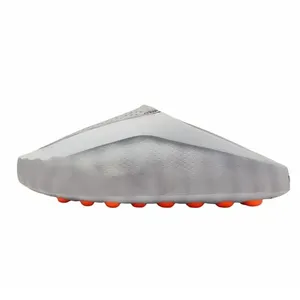 Chaussures de créateur Style MIND 001 – Sandales unisexe en cuir véritable avec semelle extérieure en cuir, monture chromée gris clair, rouge soleil, pour l'extérieur, l'été, avec fonction massage - Product Image 1