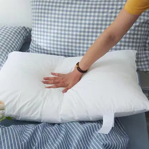 OEM 사용자 정의 수면 베개 높은 비용 성능 100% 폴리 에스터 패브릭 화이트 뜨거운 도매 호텔 베개
