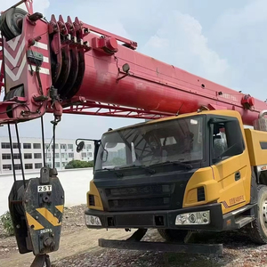 Grue d'occasion STC250H 25 tonnes Shanghai STC SAC en bon état à prix réduit - Vente flash - Product Image 1