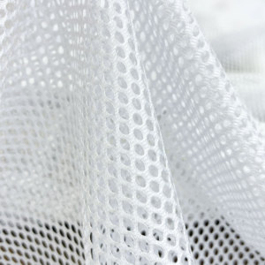 <span class=keywords><strong>Tissu</strong></span> extensible respirant en polyester 100% (95 GSM) à maille brillante pour doublures de chaussures et t-shirts en maille – En stock - Product Image 1