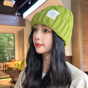 قبعة يابانية ملتوية بلون واحد للنساء الكورية للخريف والشتاء للطلاب قبعة صغيرة متعددة الاستخدامات للزوجين - Product Image 4