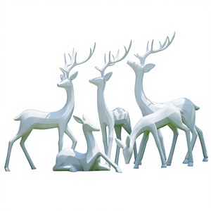 Sculpture de <span class=keywords><strong>cerf</strong></span> décorative en fibre de verre avec finition cuivre, design abstrait, pour aménagement paysager de jardin, disponible à la vente - Product Image 1