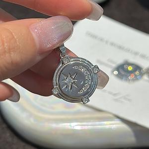 Colgante de Plata de Ley S925 con Microincrustaciones de Estrella Hexagonal, Diseño Retro Simple con Joyería Ligera, Amuleto de Luna - Product Image 3