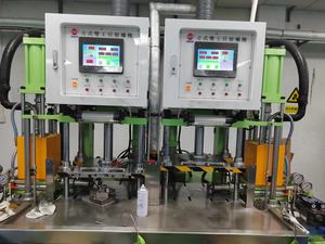 רכיב ציר מפלדת סגסוגת יצוקה בשיטת שעווה אבודה, מיוצר לפי תכניות הלקוח עבור מעמיס זחלי. - Product Image 6