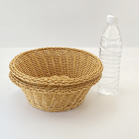 Panier de rangement simple en rotin laqué et osier pour cuisine, vaisselle et articles de table, style classique, portable, vente en gros