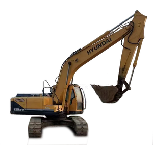 Excavatrice Hyundai 225 d'occasion, 22,5 tonnes, hydraulique, sur chenilles, coréenne, avec moteur, modèle 2023, en promotion - Product Image 1