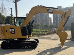 รถขุดขนาดเล็ก Cat 310 มือสอง 10 ตัน และรถขุดมือสอง ราคาประหยัด สำหรับใช้งานในฟาร์มและบ้าน - Product Image 1