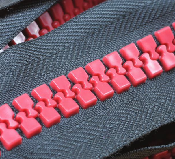 Teeth-zipper-1m noir-rouge