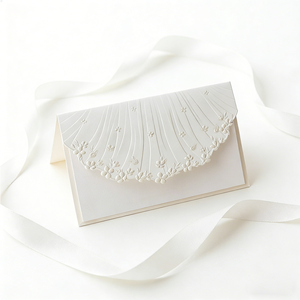 <span class=keywords><strong>Tarjeta</strong></span> de Invitación de Boda Floral en 3D con Relieve Personalizado al por Mayor, <span class=keywords><strong>Tarjeta</strong></span> de Felicitación Plegable con Estampado en Lámina Dorada y Borde Troquelado - Product Image 2