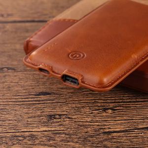 Cargador Portátil Recargable M-Queen de 8000 mAh, Batería Externa Delgada con Carcasa de Cuero e Interfaz de Entrada USB para Teléfono - Product Image 3