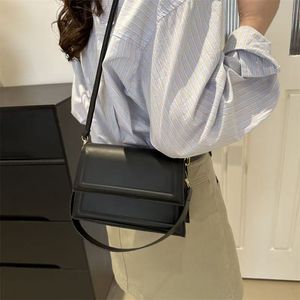 Bolso de Hombro, Bolso de Mano, Bolso Bandolera de Moda 2025 para Mujer, Bolso de Cadena Versátil y Sencillo - Product Image 4