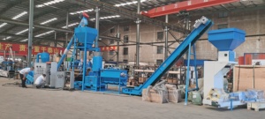 Ligne de production de granulés complète de haute qualité, avec certificat CE, pour la production de granulés à partir de balle de riz, de sciure de <span class=keywords><strong>bois</strong></span>, de <span class=keywords><strong>bois</strong></span> rond et de foin d'alfalfa, 1-2 tonnes/h - Product Image 4
