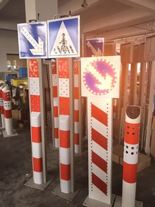 Poste de Señalización de Tráfico Inteligente Solar de Aleación de Aluminio, Poste de Advertencia con Lámpara Intermitente y Batería de Litio - Product Image 5
