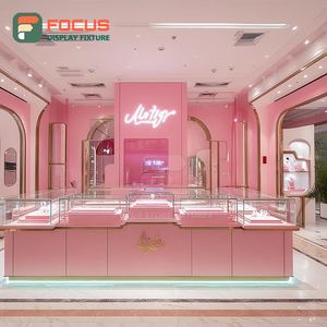 Fabricante de Muebles Modernos para Joyerías, Mostrador de Centro Comercial con Acabado Laminado y Vitrina de Vidrio - Product Image 2