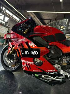 Kit de carénage MotoGP pour <span class=keywords><strong>Ducati</strong></span> <span class=keywords><strong>V4</strong></span> Panigale 2018-2024 - Product Image 3