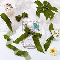 Bobine de ruban en velours double face vert polyester à motif floral 25 mm x 38 mm pour emballage de bouquets de mariage