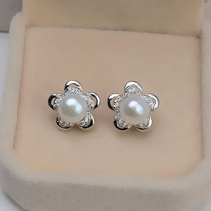 Boucles d'oreilles en argent S925 en forme de fleur avec perles, accessoires de bricolage vides, semi-finis, incrustés 1095 - Product Image 1