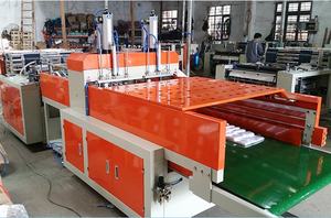 เครื่องผลิตถุงหิ้วพลาสติกแบบเสื้อยืดสำหรับใช้ในครัวเรือนและซูเปอร์มาร์เก็ต แบบอัตโนมัติเต็มรูปแบบ 2 สายการผลิต - Product Image 5