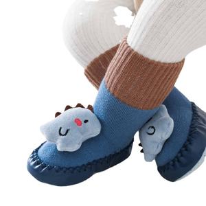 Nouvelles chaussettes-<span class=keywords><strong>chaussures</strong></span> pour bébé dinosaure, semelles souples, confortables, mi-mollet, en coton peigné, motif dessin animé mignon, antidérapantes, unisexe, pour nourrissons - Product Image 5