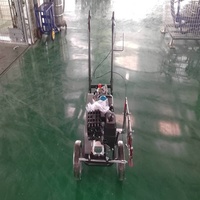 Machine de préchauffage polyvalente pour peinture thermofusible de marquage routier avec roulettes pivotantes pour zones scolaires
