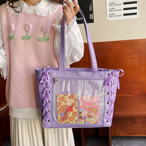 Bolso de PVC personalizado en varios colores con cordones cruzados, bolsillo frontal transparente, bolso de hombro de moda para uso diario. - Product Image 5