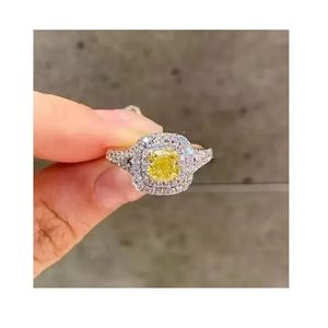Anillos de Compromiso Xinfly de Lujo con Diamante Amarillo Corte Cojín de 18K y Halo de Oro para Mujer, Joyería de Moda que No se Deslustra - Product Image 1