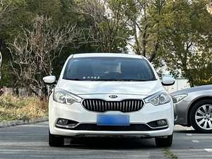 2024 pour Kia K3 vente chaude berline nouvelle occasion Stock conduite à gauche intérieur foncé boîte de vitesses automatique Turbo moteur essence pour - Product Image 2